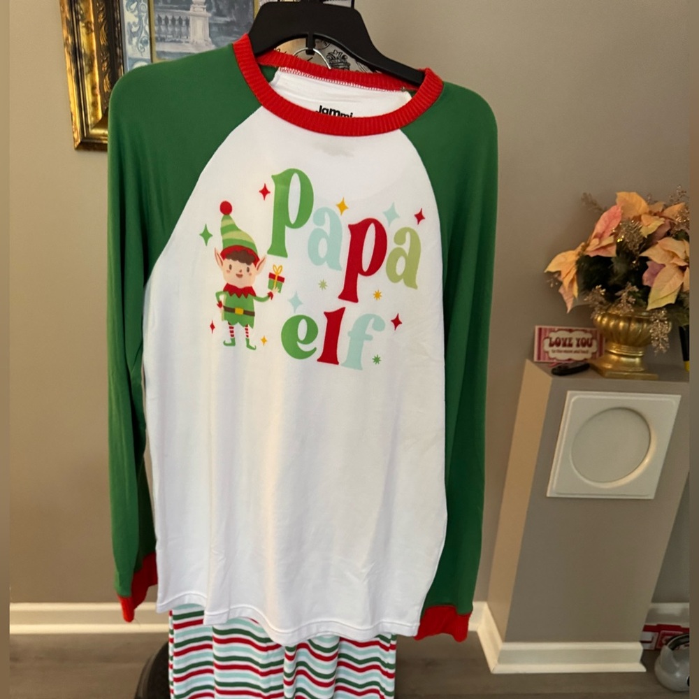 Jammies for the family Papa Elf - Picture 1 of 5